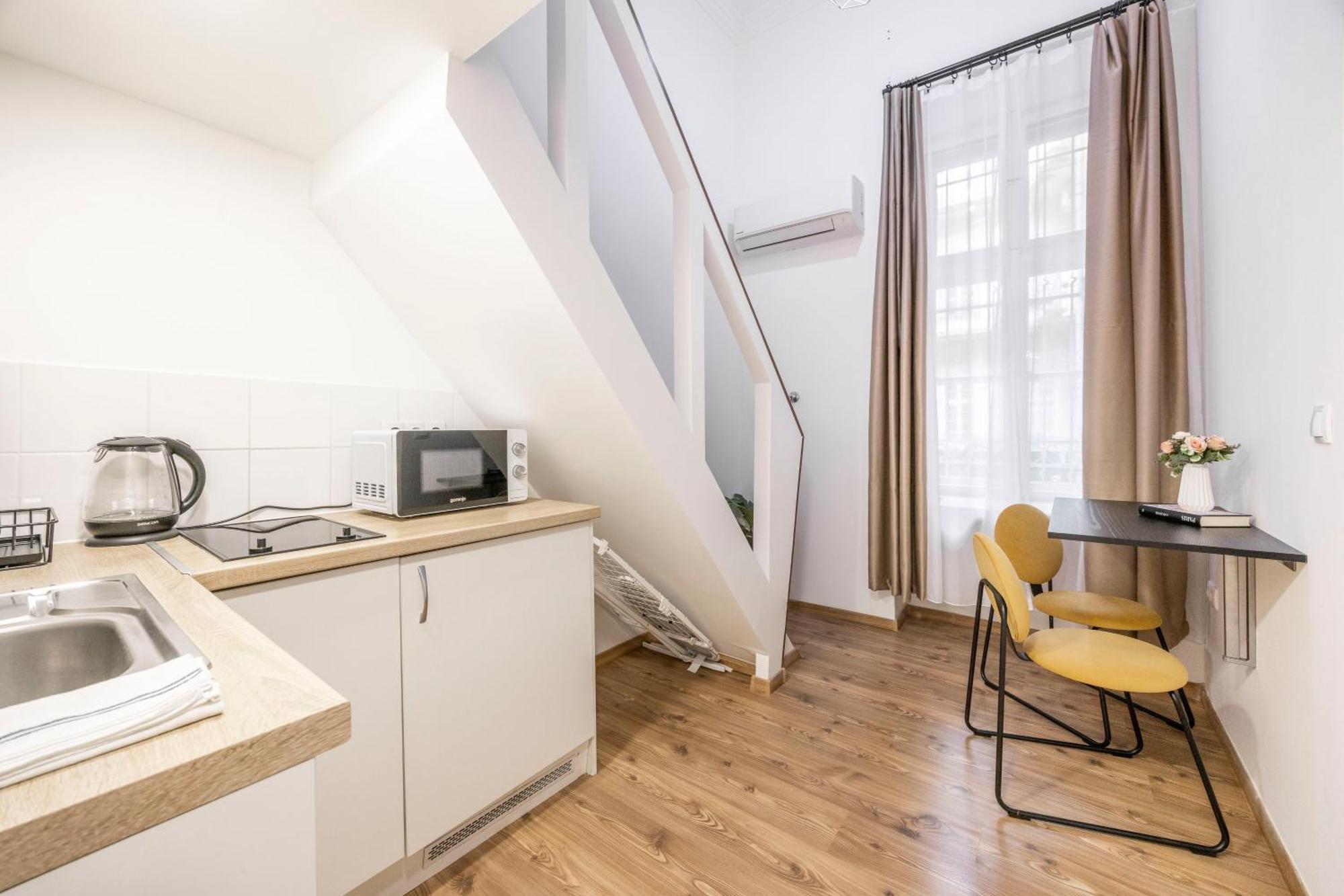 Charming Grand In The Heart Of Budapest