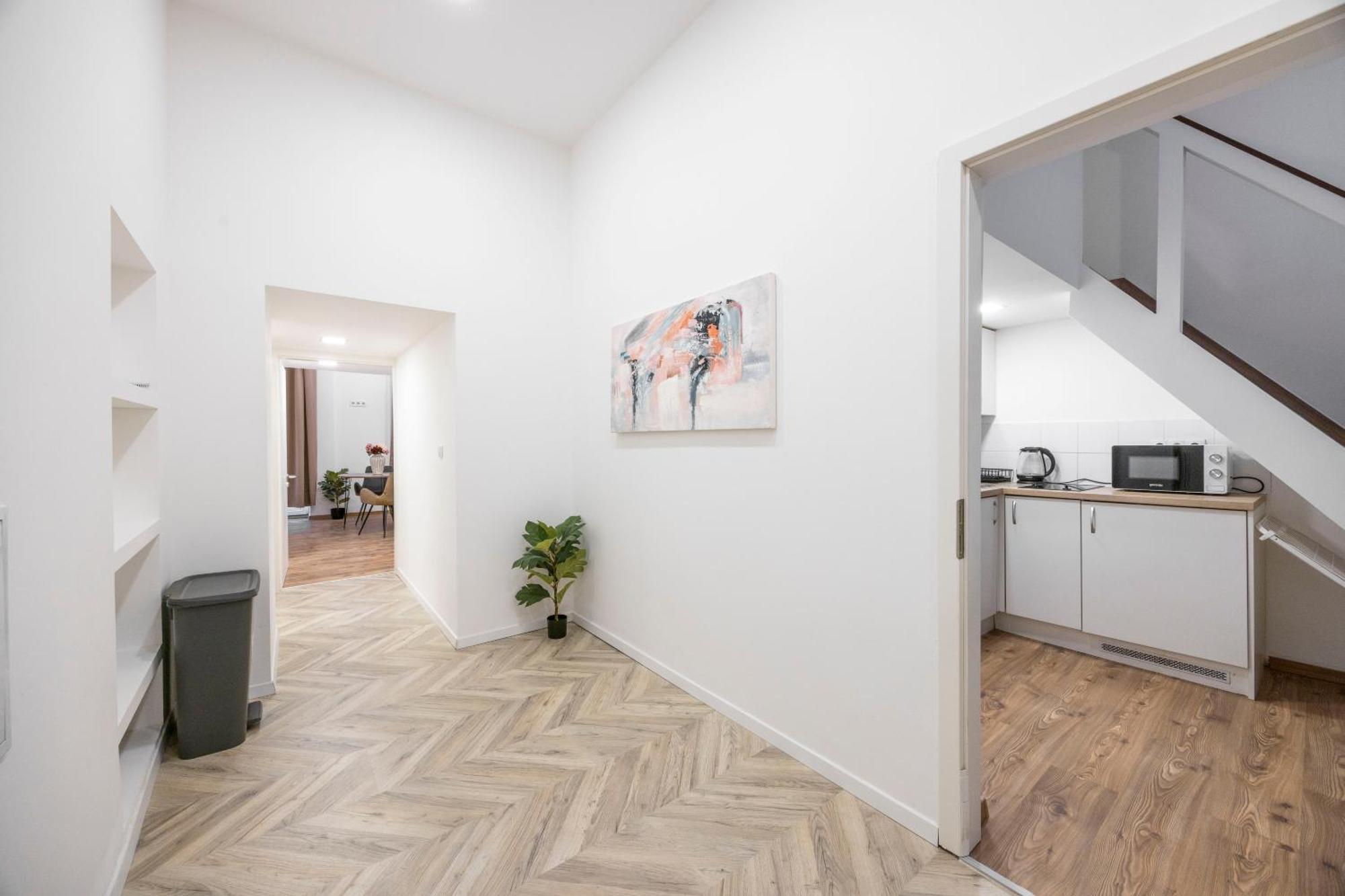 Charming Grand In The Heart Of Apartment