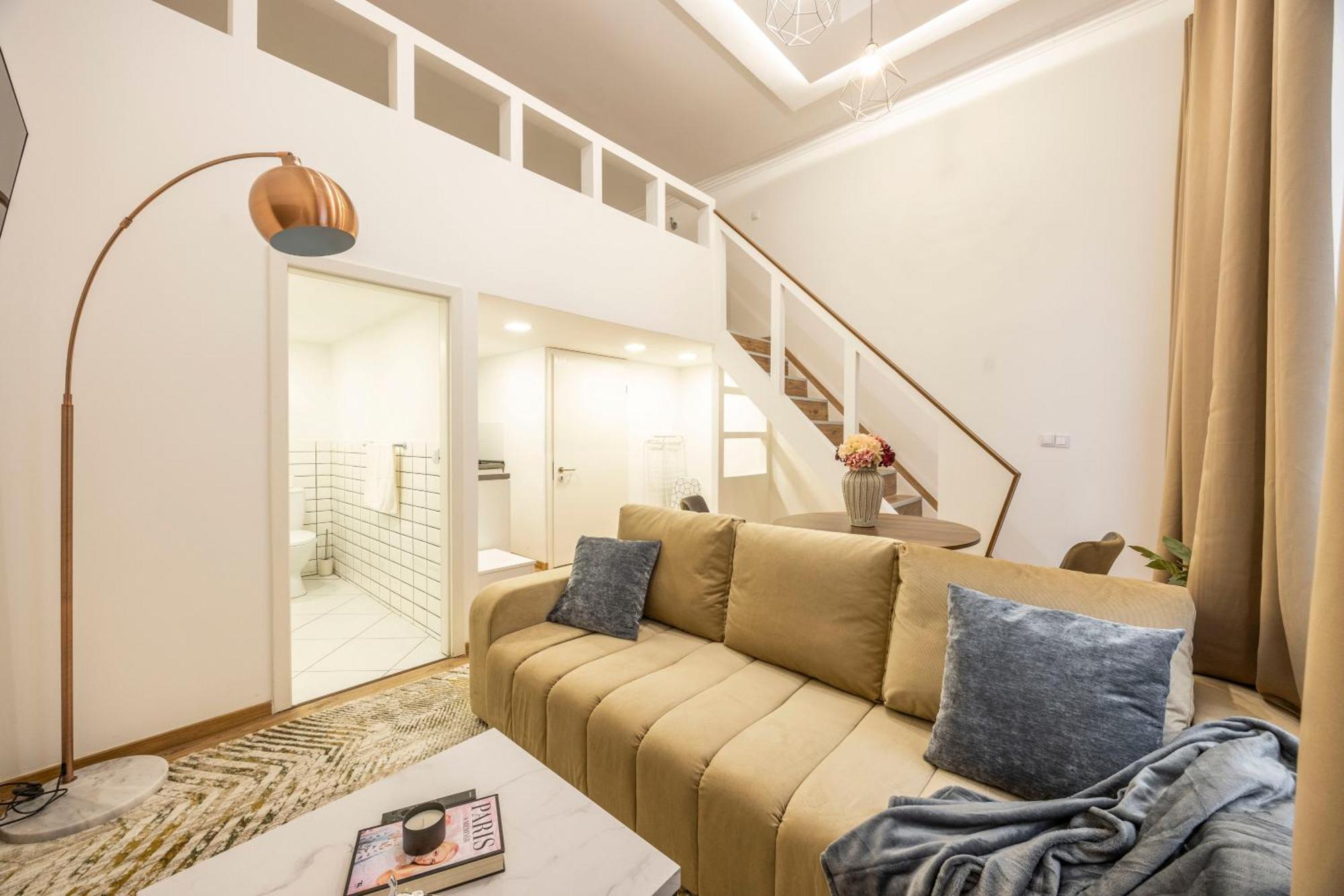 Apartment Charming Grand In The Heart Of